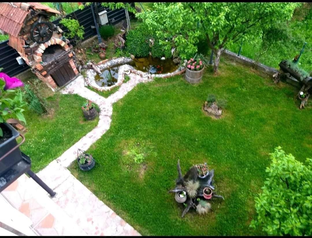 Gs ***** Apartman Zavidovici