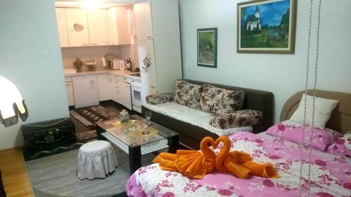 Gs ***** Apartman