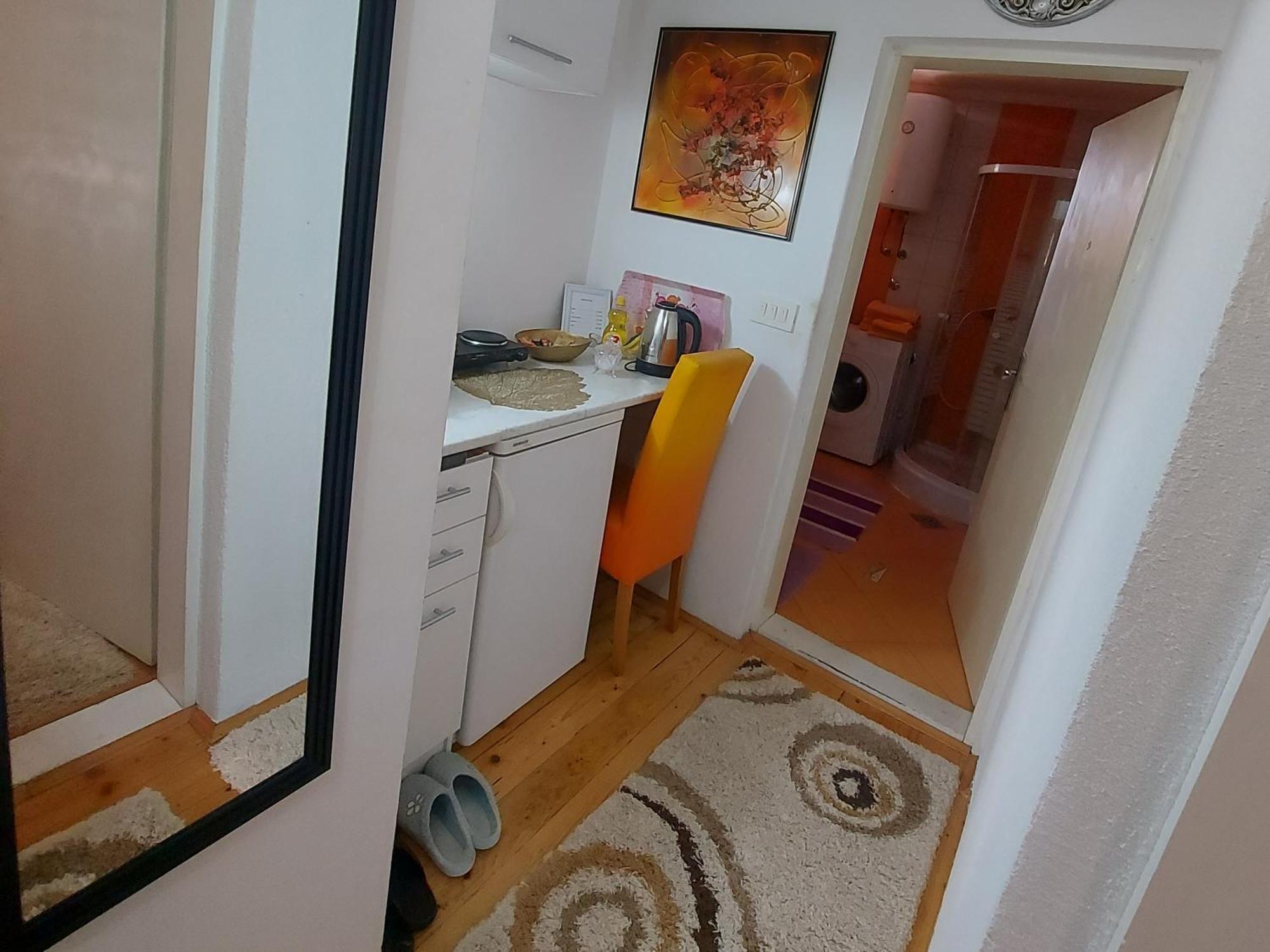 Apartman Gs ***** *